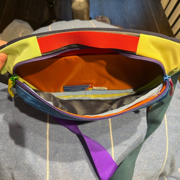 Cotopaxi crossbody/hip pack. Multi-color - Picture 3 of 5